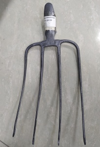 Вилы навозные 4-х рогие