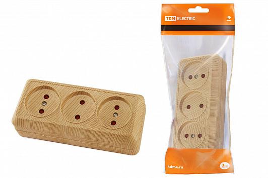 РозеткаTDM 3-х местная гориз. 2П откр.установки IP20 10A сосна 