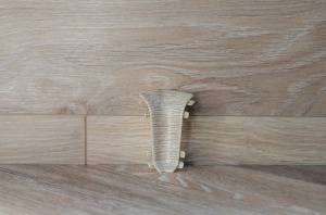 Угол внутренний Идеал Классик 415 дуб палена