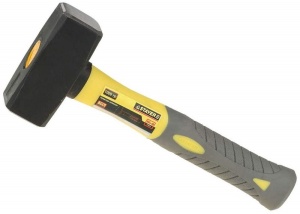 Кувалда STAYER с двухкомпонентной фиберглассовой ручкой,1,5кг,20052-15