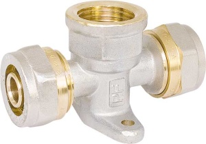 МП тройник с креплением d15*1/2В*15